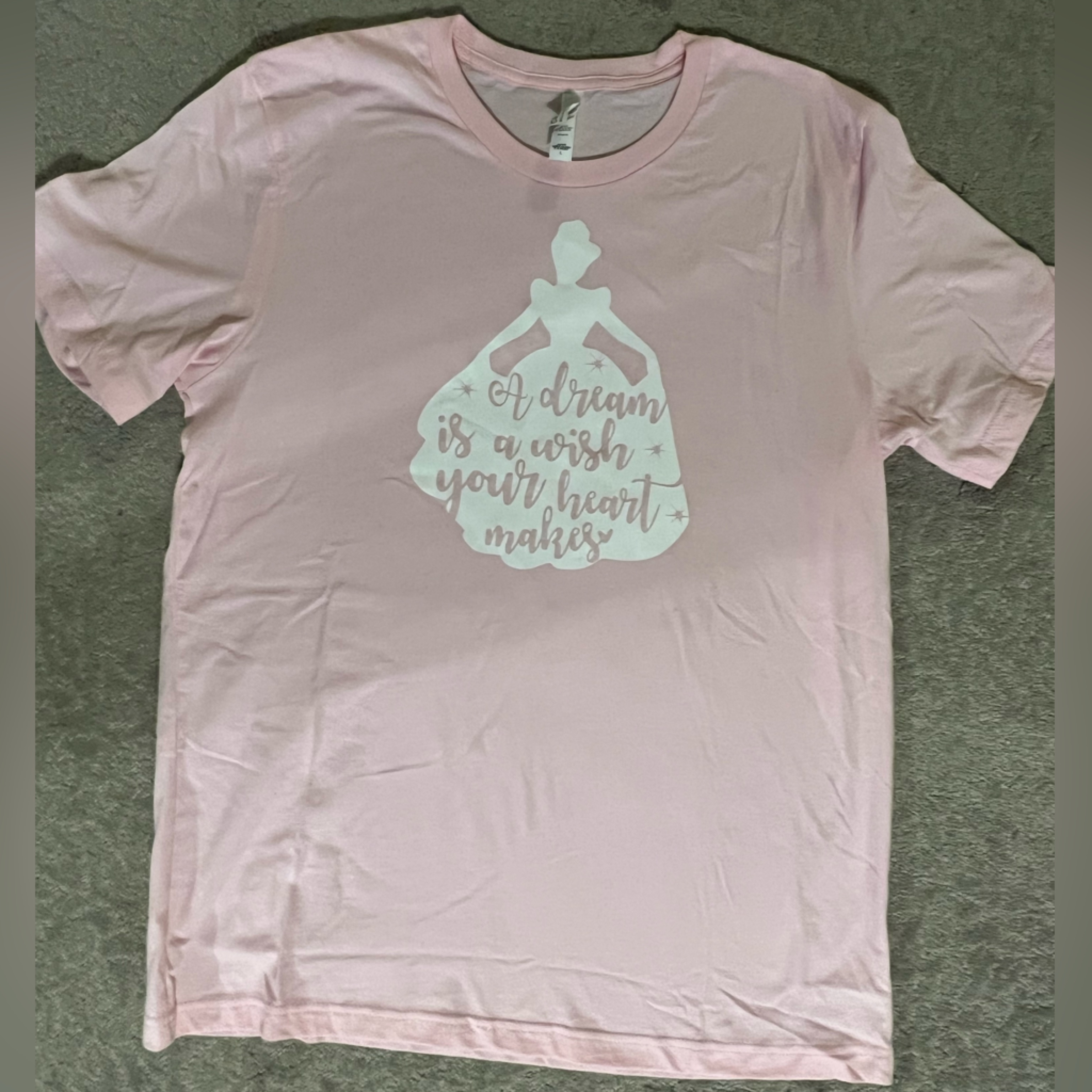 Disney A Dream Is A Wish WomensUnisex Shirt Size Large Brand New